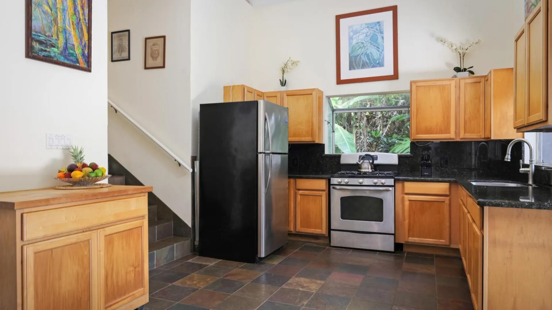 Waipio Valley Botanical Garden With Waterfall & Beach Access! Holiday home
