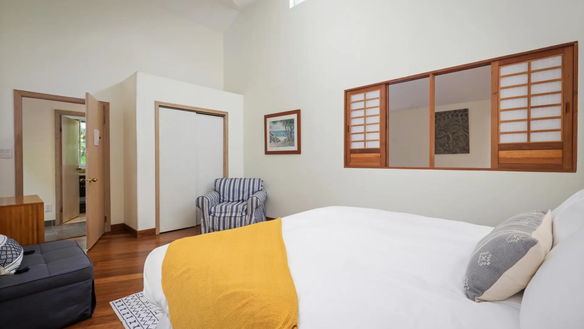 Holiday home Waipio Valley Botanical Garden With Waterfall & Beach Access!